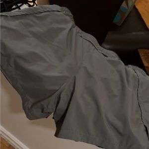 Nike shorts women’s small